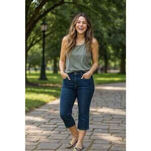 NYDJ Slim Straight Crop Jeans Women’s Size 0 Mesquite Brown NWT Side Slits